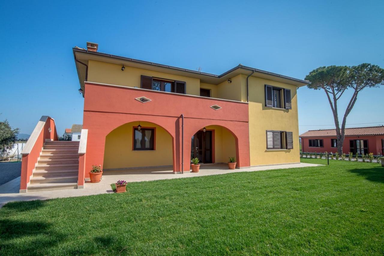 Agriturismo Nonno Gino - Charme&Relax 피옴비노 외부 사진